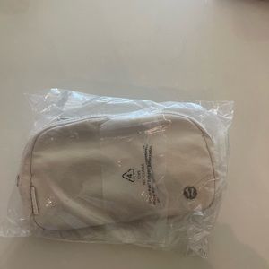 lululemon White Opal Everywhere Belt Bag